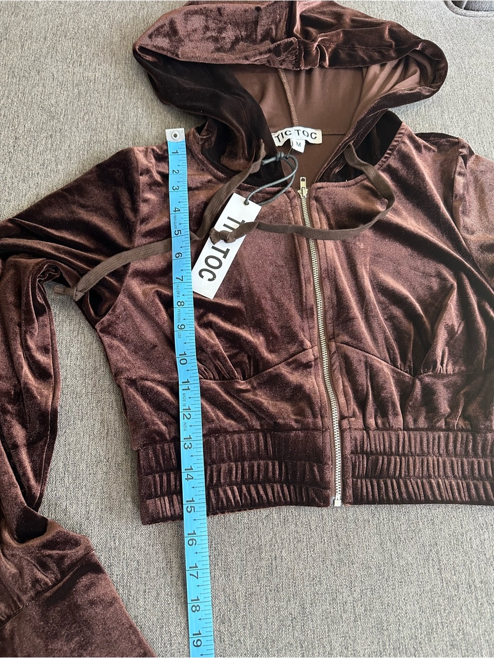 TIC TOC Cropped Brown Velvet Hoodie & Shorts Set - Picture 6 of 6